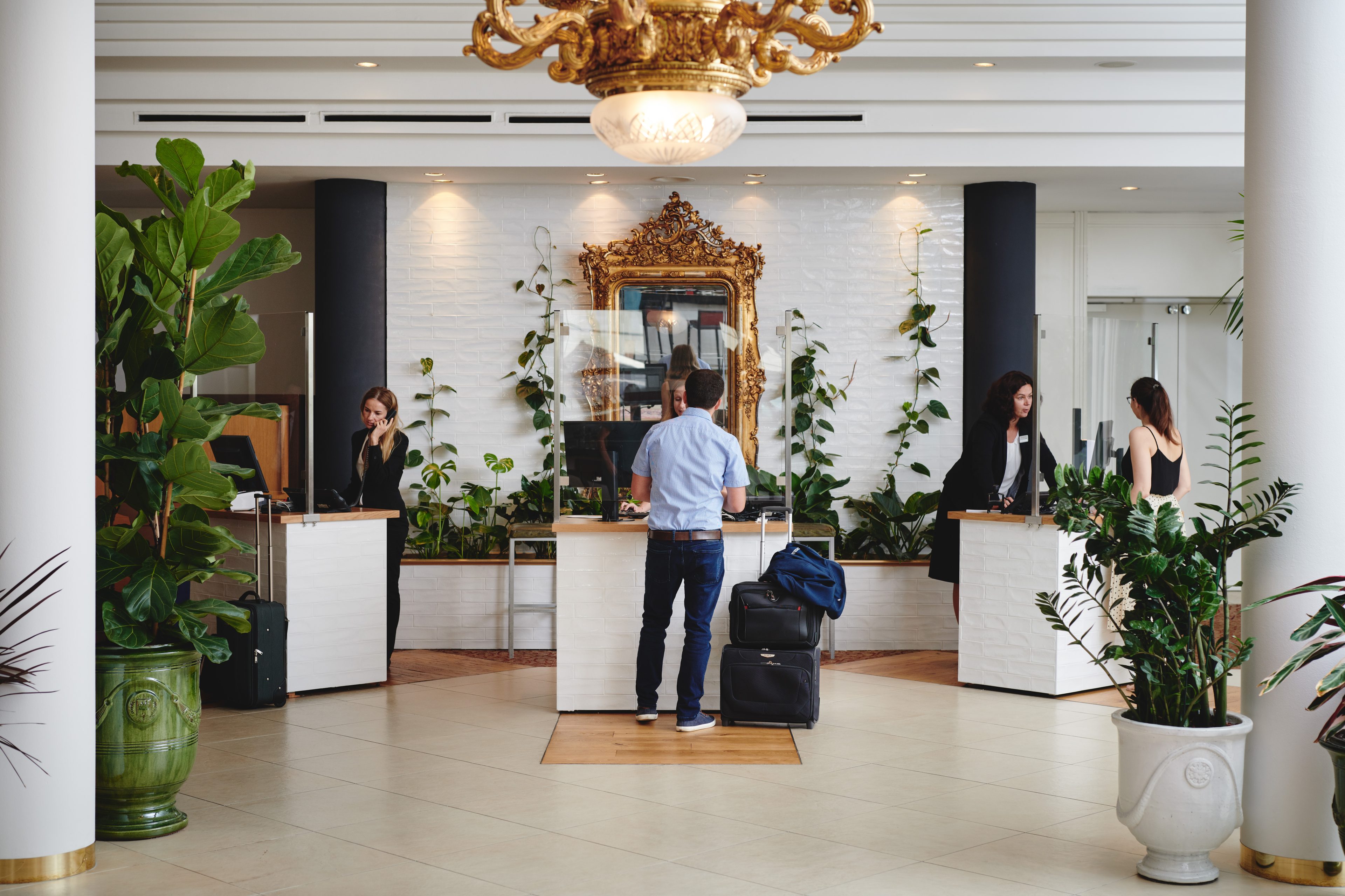 Hotel Das Weitzer Lobby