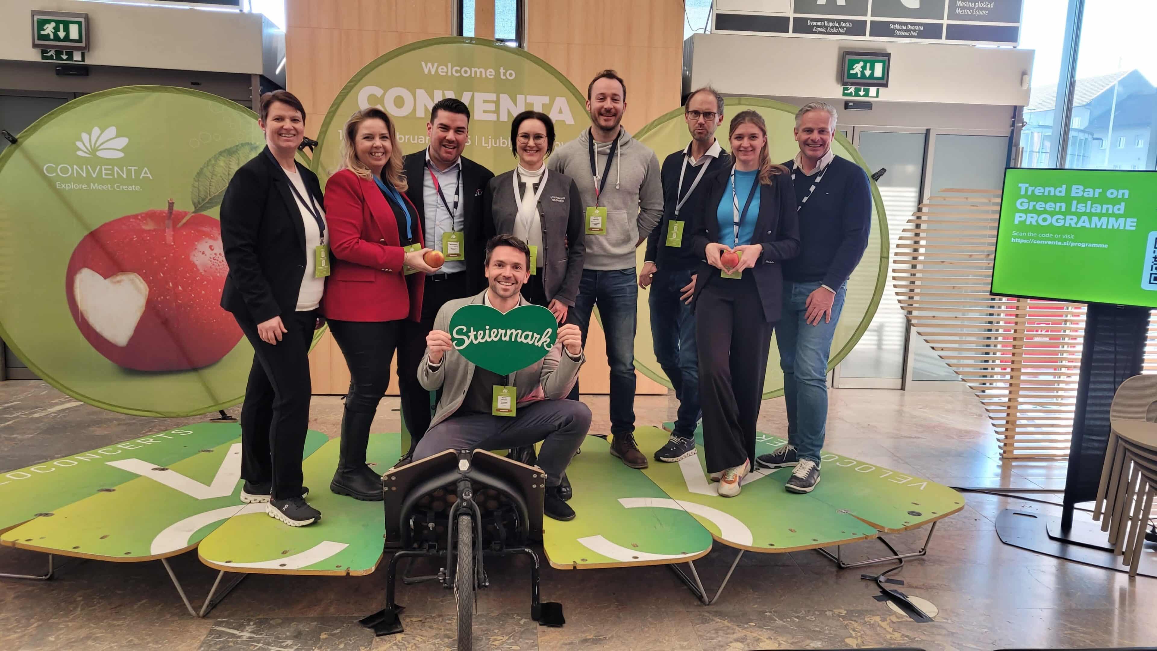 Zusammenstehen auf der Conventa 2025 in Ljubljana